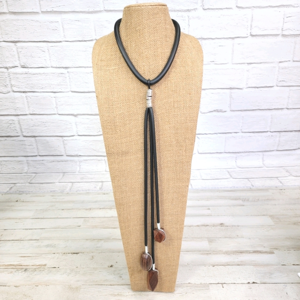 Total Design Statement Rubber/Wood Necklace